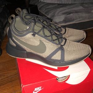Nike Duel Racer